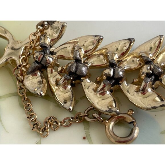 Vintage 1950s Coro Gold Tone Leaf Bracelet With Rhinestones - Picture 5 of 11